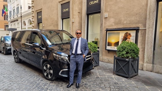 How a Roman wedding became flawless with professional transfer services
